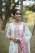 Pink In Ocean Kurta Set