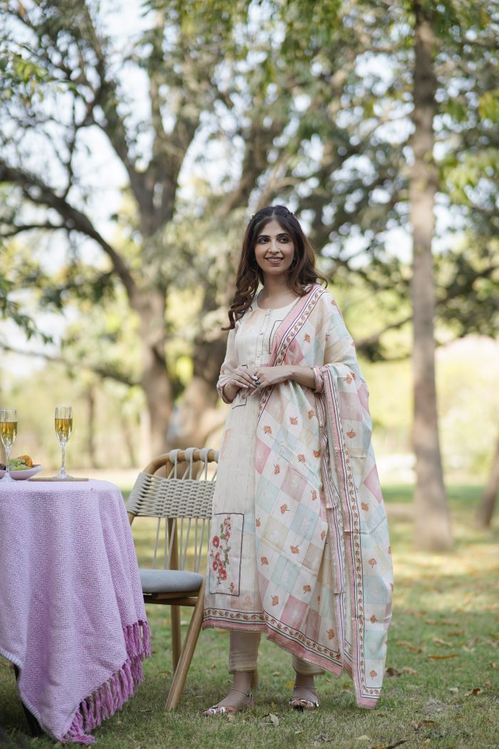 Creamy White Kurta Set