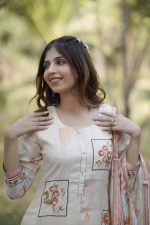 Creamy White Kurta Set
