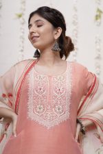 Nava Kurta Set